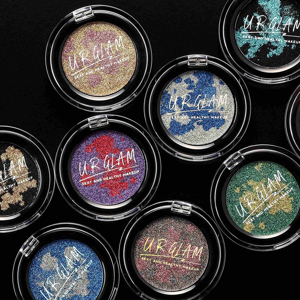 グリッターアイシャドウ