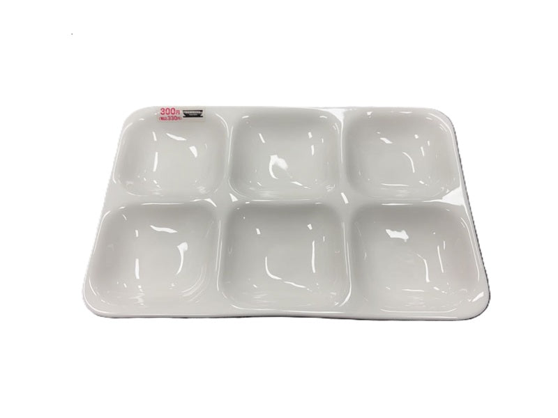 ６つ仕切り皿 ダイソー(DAISO)
