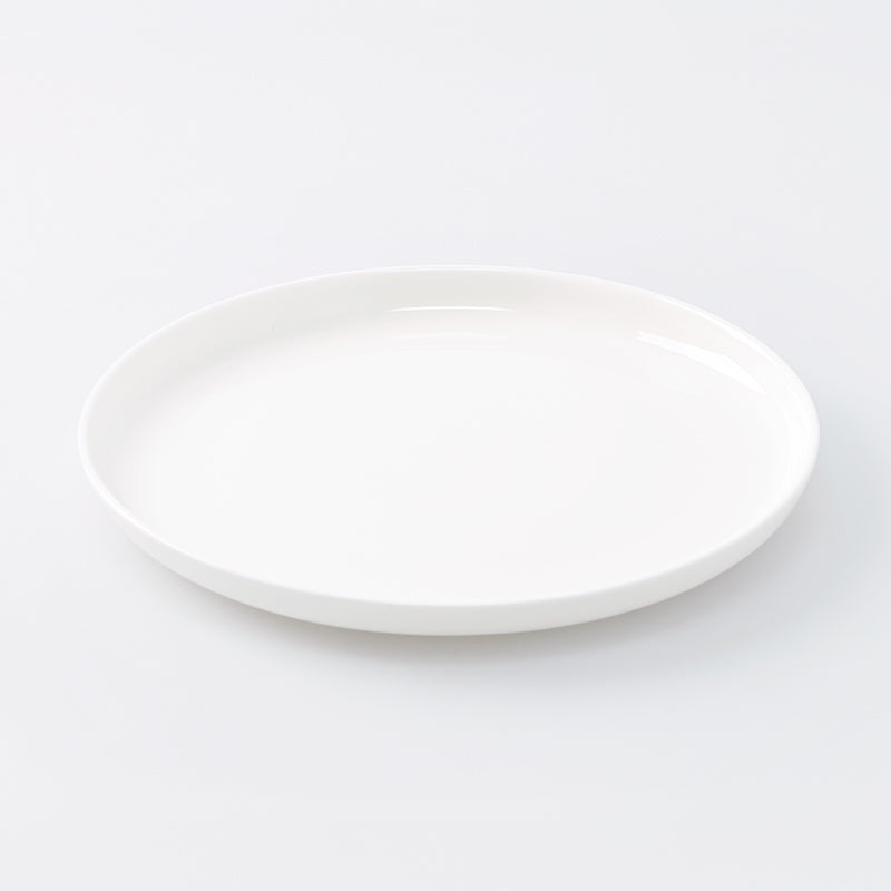 ボーンチャイナ平皿（底面が広くて使いやすい）２０ｃｍ ダイソー(DAISO)