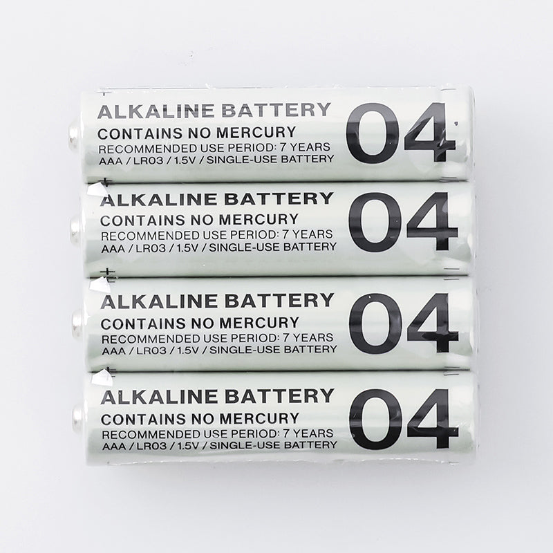 アルカリ乾電池（単４形、４本） ダイソー(DAISO)