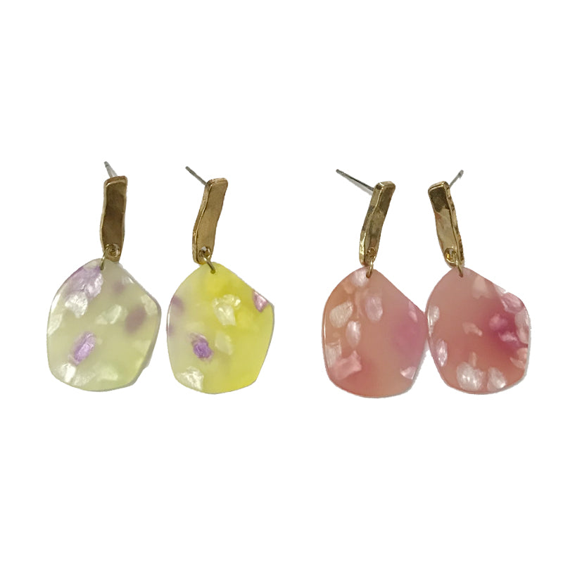 ピアス（ストーンシェイプ） ダイソー(DAISO)
