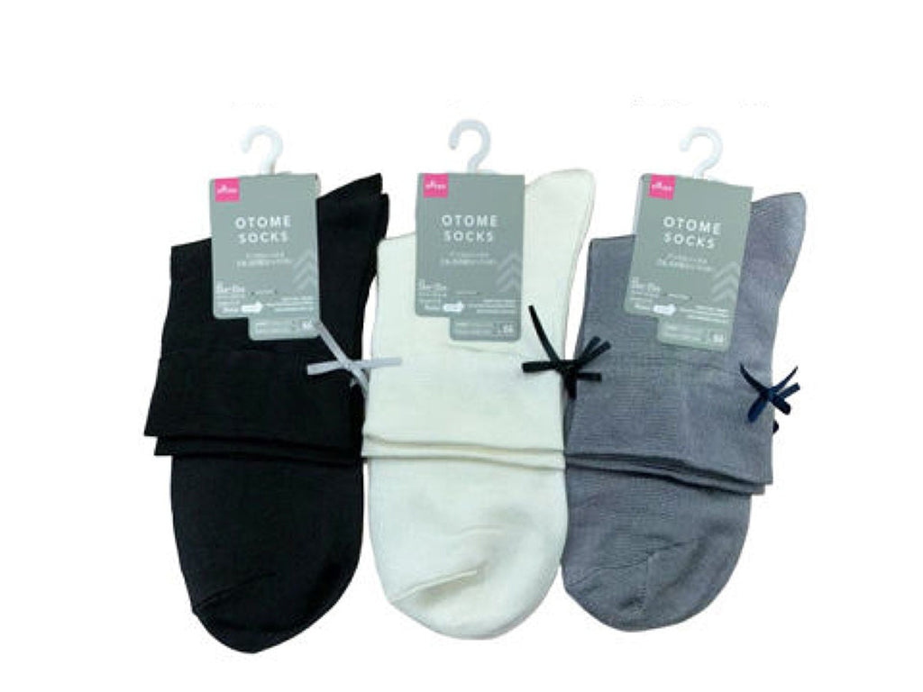 アンクルソックス（乙女、光沢深口バックリボン） ダイソー(DAISO)