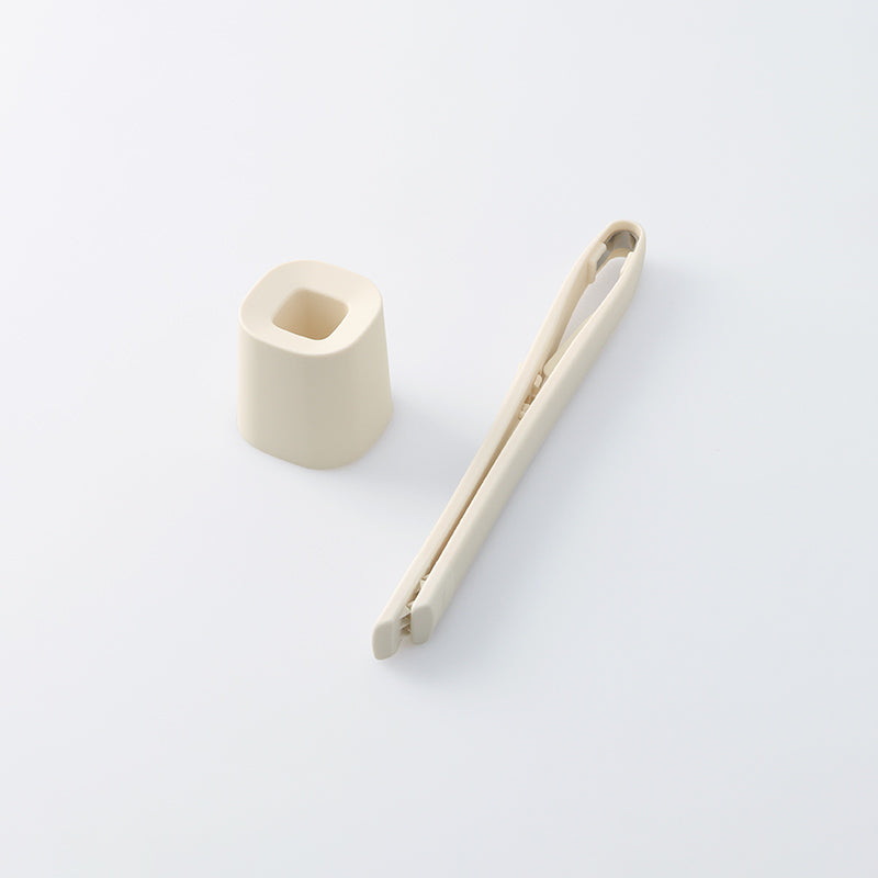 トイレ用お掃除トング（ホワイト） ダイソー(DAISO)